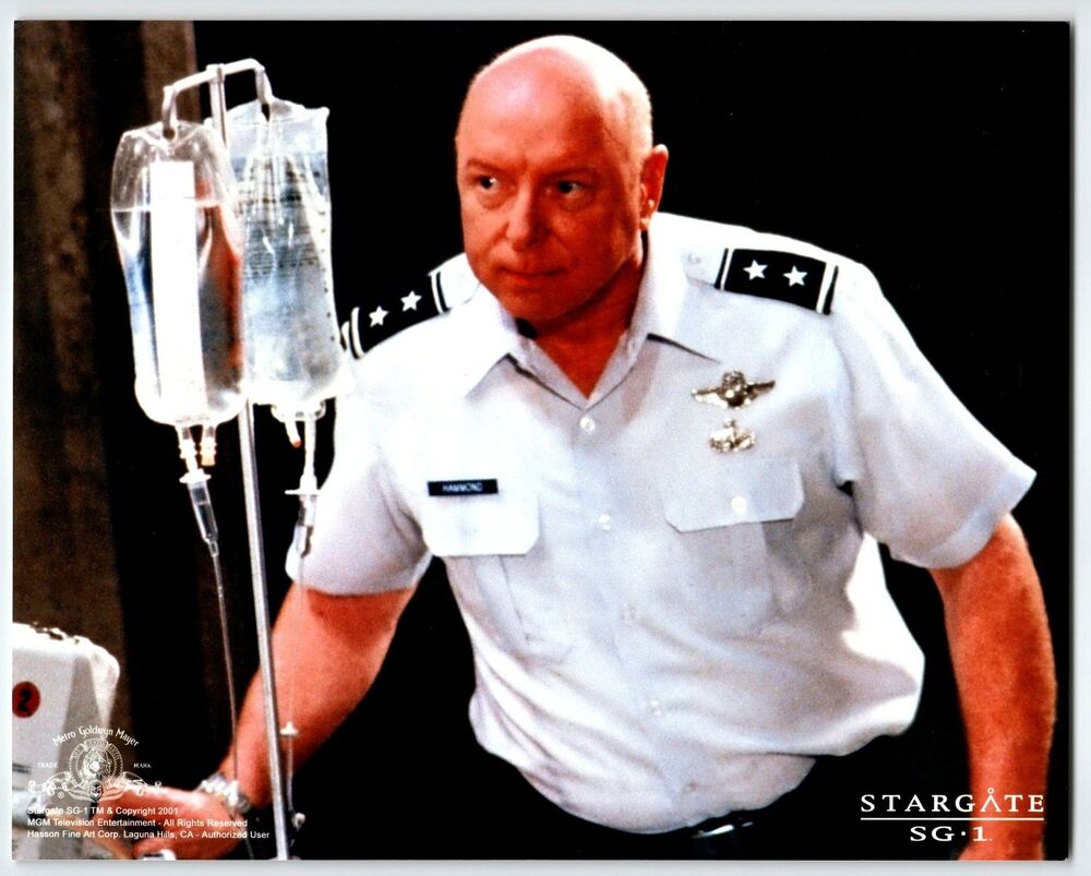 Stargate SG-1 2001 Press Photo Featuring Actor in Military Uniform